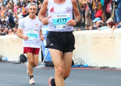 Derguar Nikolin Dionisit Logo Federates Maratona Athines finish